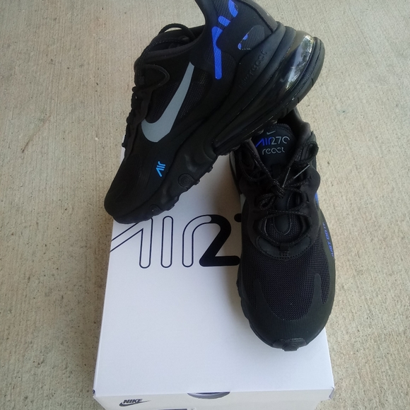 Nike Air Max 270 React - Picture 7 of 7